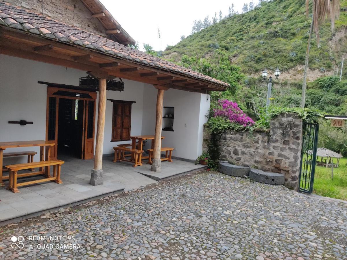 Casa Hacienda El Molino, Aeropuerto Hotel Quito Buitenkant foto